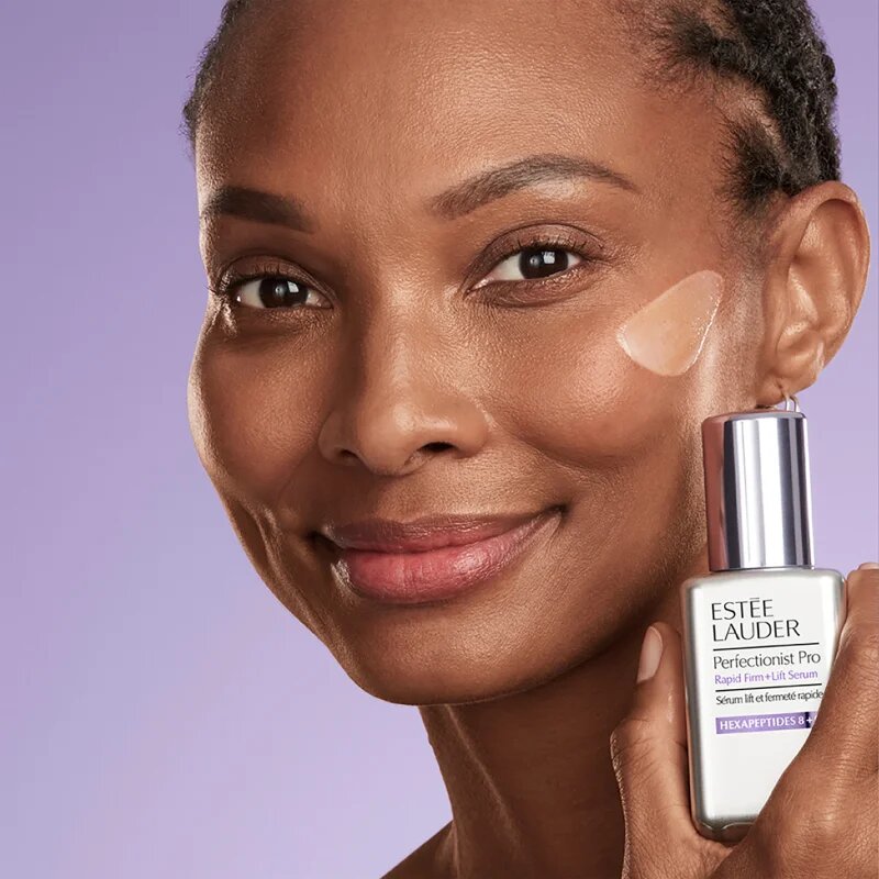 Estée Lauder Perfectionist Pro Rapid Firm + Lift Serum with Hexapeptides 8 + 9 feszesítő szérum ráncok ellen kisimító hatással 50 ml