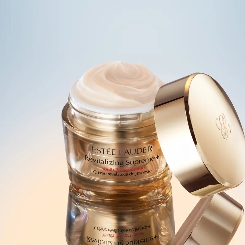 Estée Lauder Revitalizing Supreme+ Youth Power Creme nappali liftinges és feszesítő krém az élénk és kisimított arcbőrért 50 ml