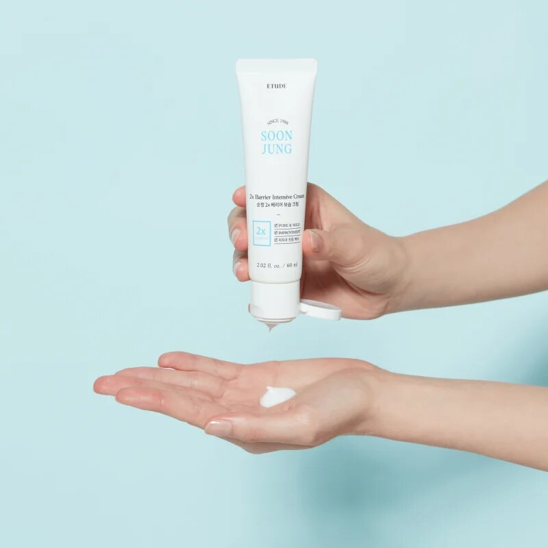 ETUDE SoonJung 2x Barrier Intensive Cream intenzíven hidratáló krém a bőrréteg megújítására 60 ml