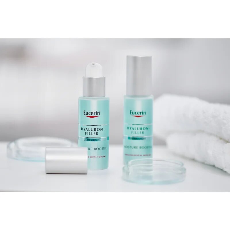 Eucerin Hyaluron-Filler Moisture Booster könnyű szérum a bőr intenzív hidratálásához 30 ml