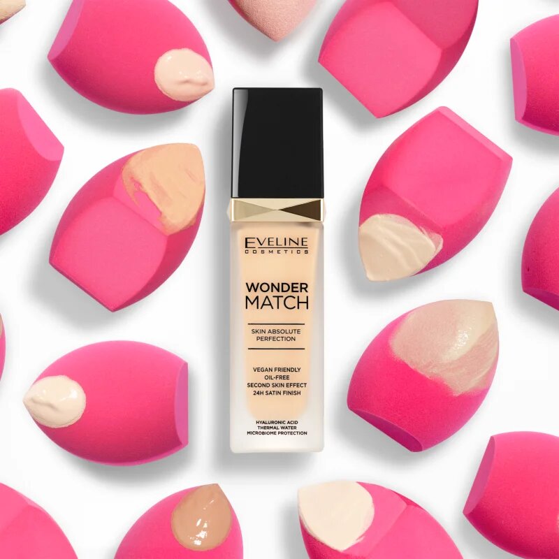 Eveline Cosmetics Wonder Match tartós folyékony alapozó hialuronsavval árnyalat 15 Natural 30 ml