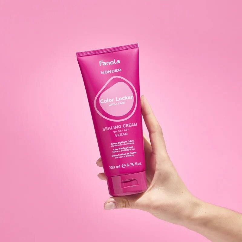 Fanola Wonder Color Locker Sealing Cream kisimító krém festett hajra 200 ml