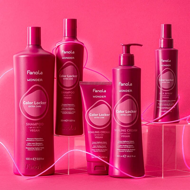 Fanola Wonder Color Locker Shampoo élénkítő és erősítő sampon a festett hajra 1000 ml