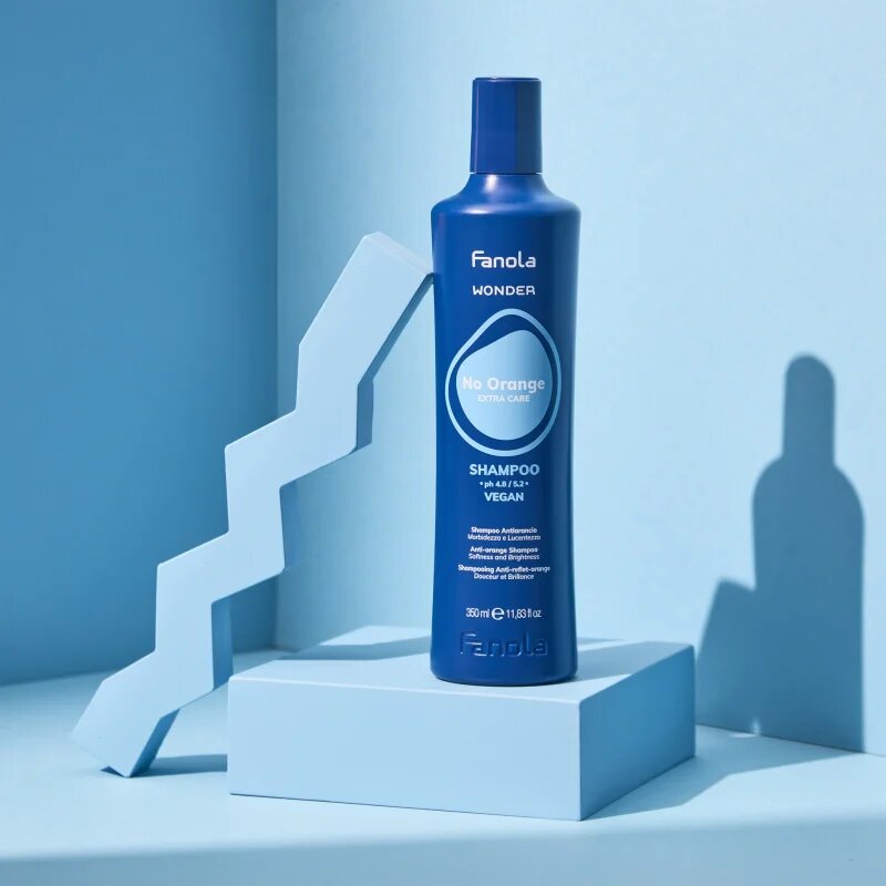 Fanola Wonder No Orange Shampoo sampon semlegesíti a narancssárgás árnyalatokat 350 ml