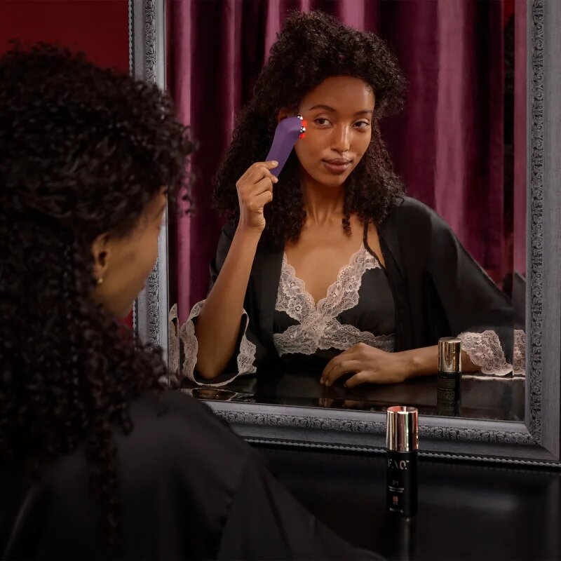 FOREO FAQ™ 401 kettős mikroáramú LED-es tonizáló készülék 1 db