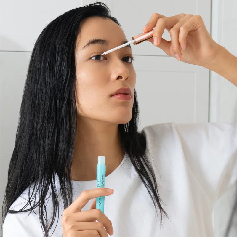 FOREO IRIS™ Eyelash Serum intenzív megújító szérum segíti a szempillák növekedését 43 ml