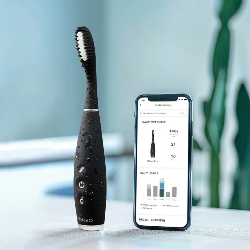 FOREO ISSA™ 4 Plus elektromos fogkefe Black 1 db