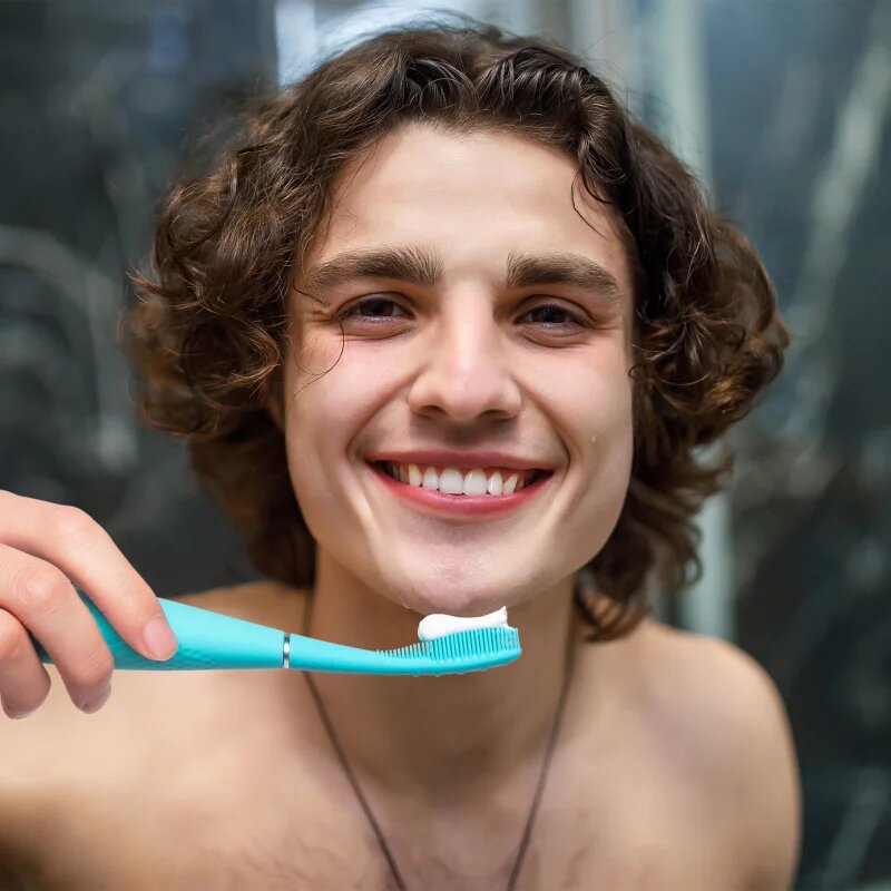 FOREO ISSA™ 4 Smile elektromos fogkefe 5 éves kortól Summer Sky 1 db