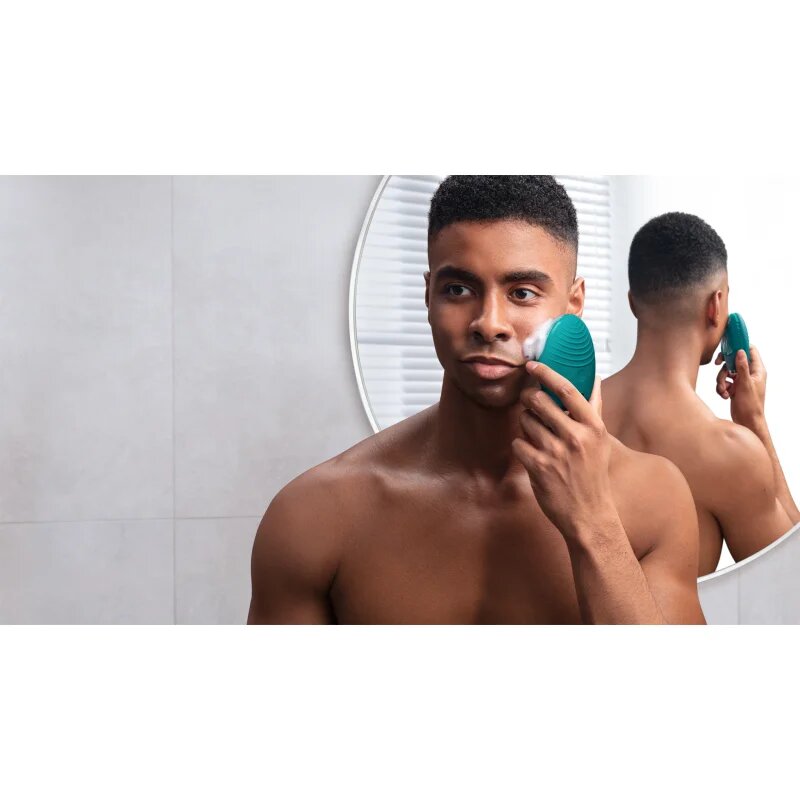 FOREO LUNA™4 Men masszázs eszköz arctisztításhoz és arcfeszesítéshez uraknak 1 db