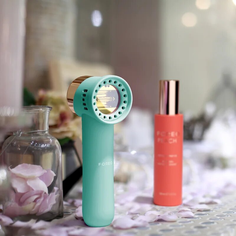 FOREO PEACH™ 2 Go szőrnövekedés-megelőző IPL rendszer hölgyeknek Arctic Blue 1 db