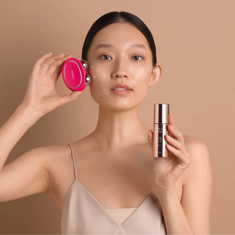 FOREO SUPERCHARGED Serum Serum Serum 2.0 feszesítő szérum a bőröregedés ellen 30 ml