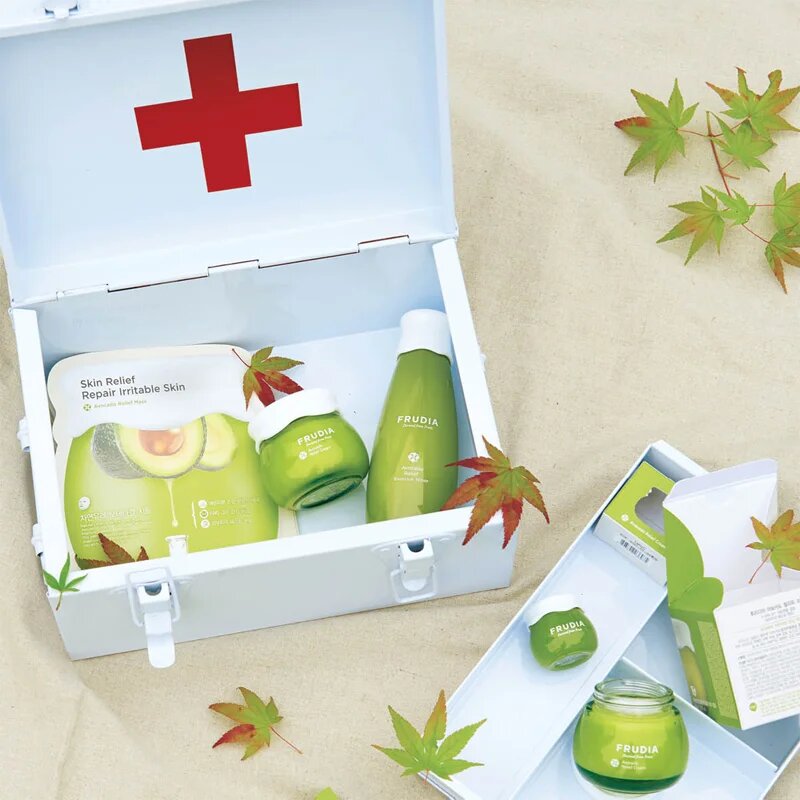 Frudia Avocado regeneráló és nyugtató krém az érzékeny arcbőrre 10 ml