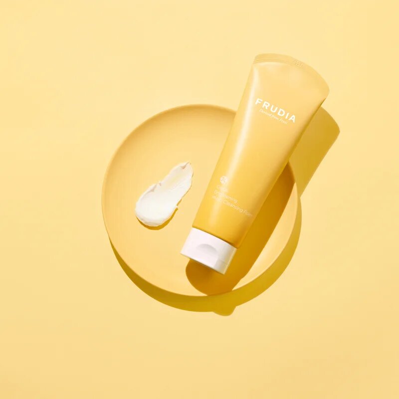 Frudia Citrus bőrvilágosító tisztító hab C vitamin 145 ml