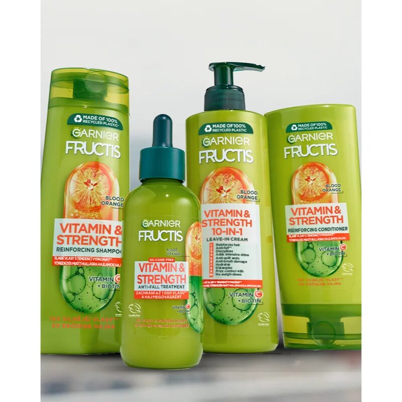 Garnier Fructis Vitamin & Strength hajerősítő sampon a sérült hajra 400 ml