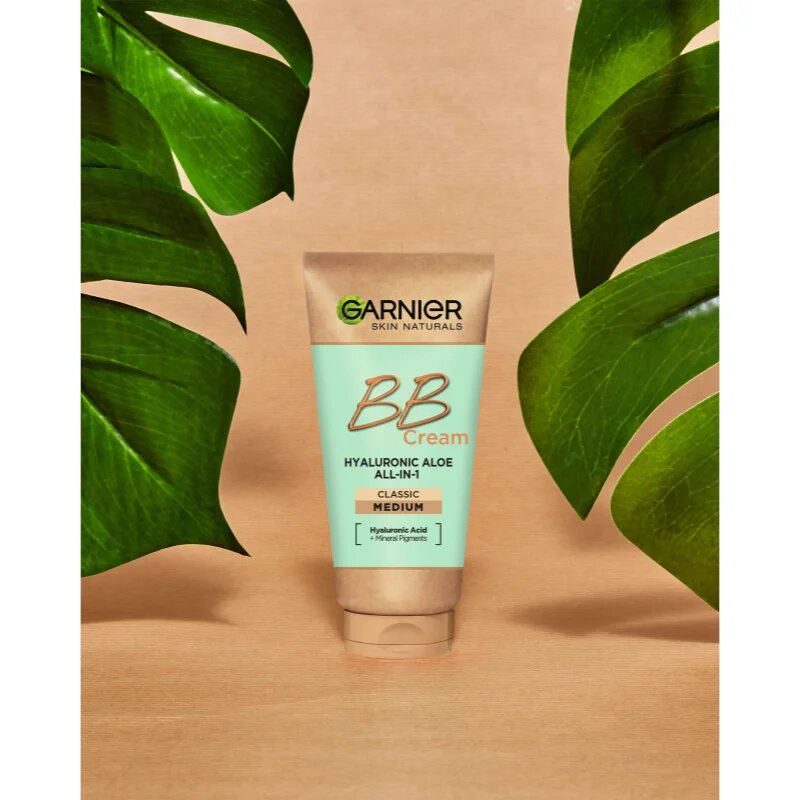 Garnier Hyaluron BB Cream BB krém normál és száraz bőrre árnyalat Medium 50 ml