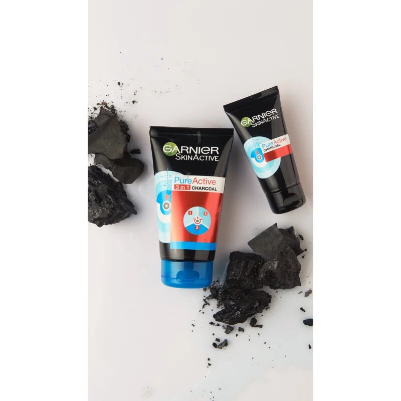 Garnier Pure Active Charcoal mitesszerek elleni lehúzható aktív szén maszk 50 ml