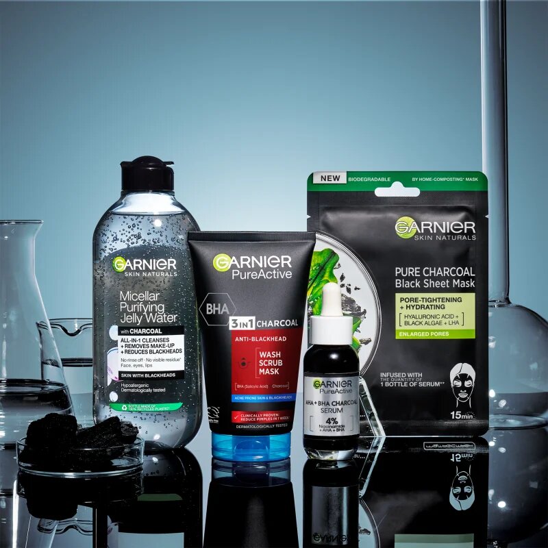 Garnier Pure Active Charcoal tisztító gél 3 in 1 a mitesszerek ellen 150 ml