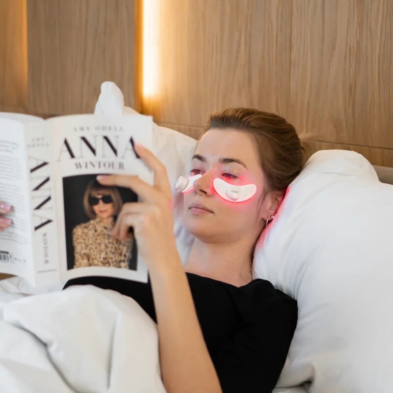 GLOV LunaEye Therapy Patches LED kezelőmaszk a szem alatti sötét karikákra 1 db