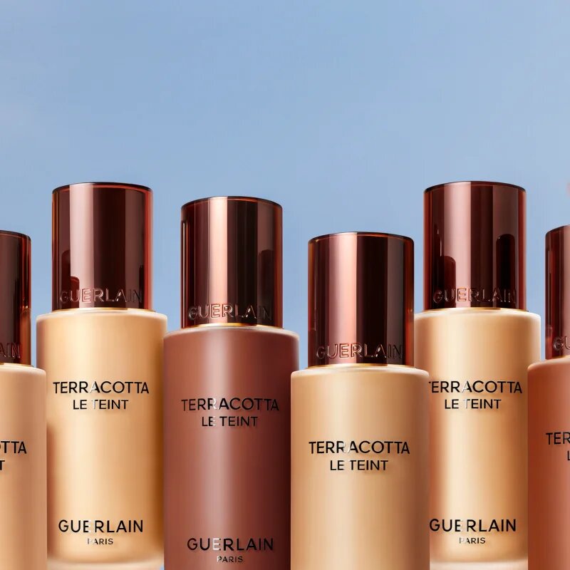 GUERLAIN Terracotta Le Teint folyékony make-up természetes hatásért árnyalat 8N Neutral 35 ml
