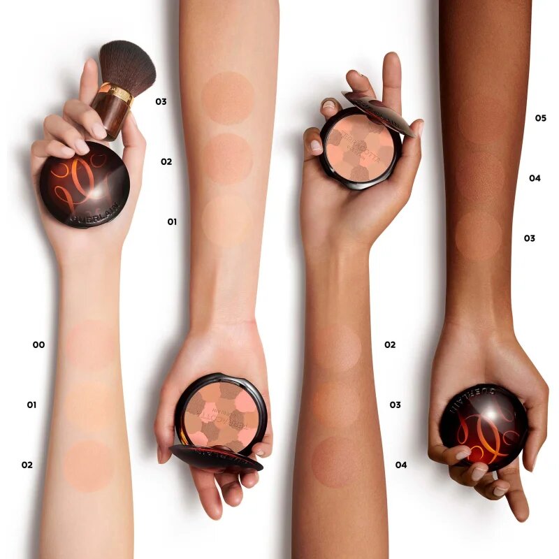 GUERLAIN Terracotta Light élénkítő bronzosító púder utántölthető árnyalat 05 Deep Warm 10 g