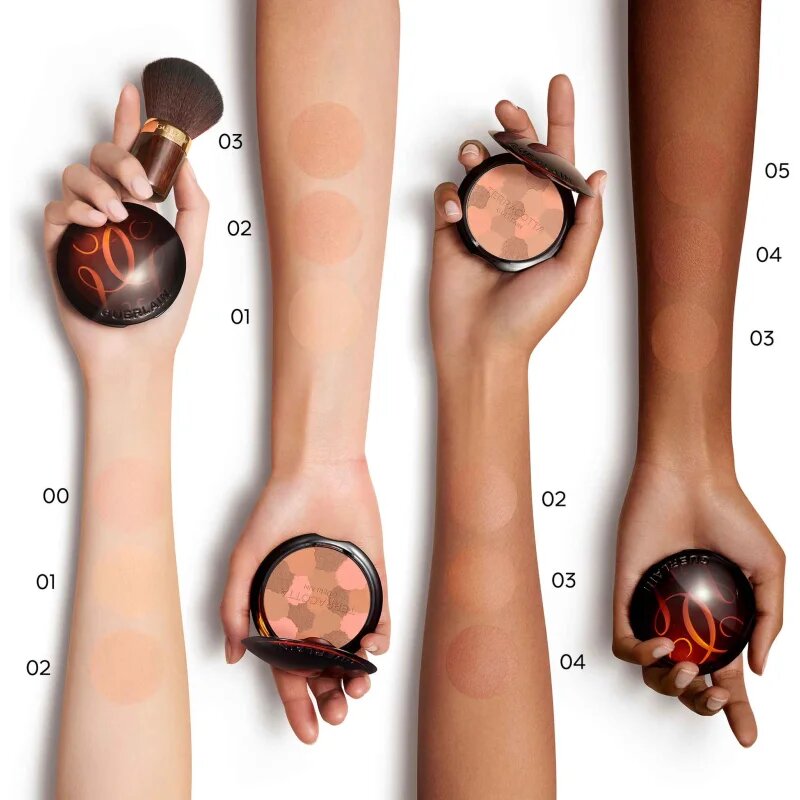 GUERLAIN Terracotta Light élénkítő bronzosító púder utántöltő árnyalat 01 Light Warm 10 g