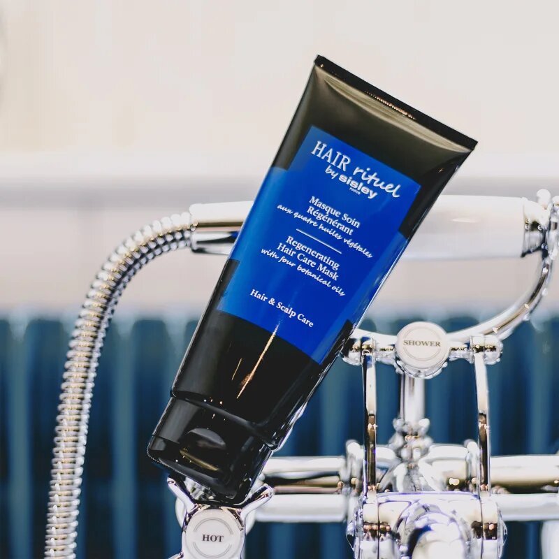 Hair Rituel by Sisley Regenerating Hair Care Mask regeneráló maszk a károsult hajra 200 ml