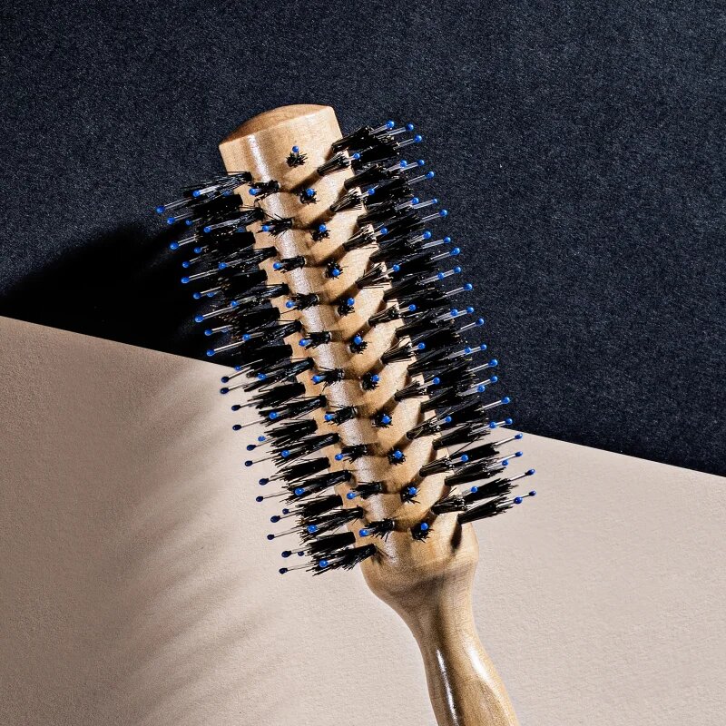 Hair Rituel by Sisley The Blow Dry Brush N°2 kör alakú hajkefe a haj kiegyenesítésére 1 db