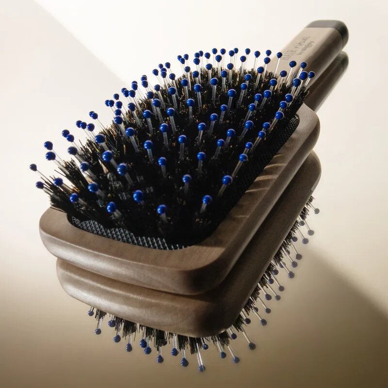 Hair Rituel by Sisley The Pocket Brush Radiance & Softness hajkefe a fénylő és selymes hajért 1 db