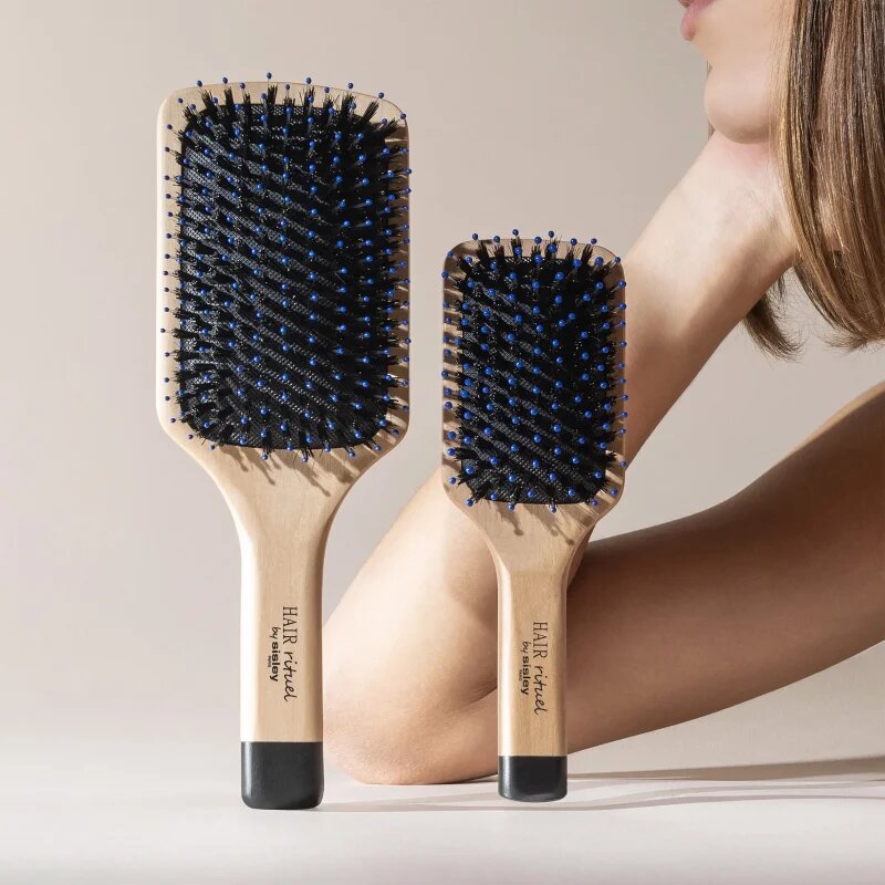 Hair Rituel by Sisley The Pocket Brush Radiance & Softness hajkefe a fénylő és selymes hajért 1 db