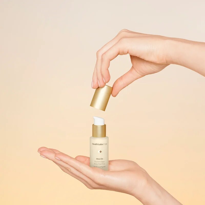Health Labs Care Glow On Brightening eye cream élénkítő szemkrém 15 ml