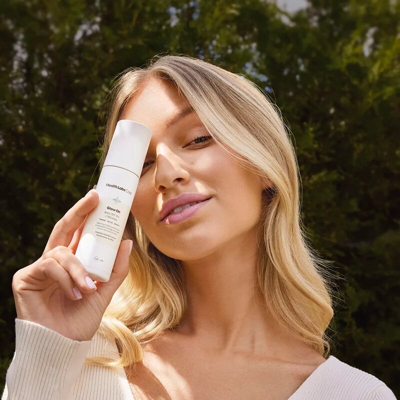 Health Labs Care Glow On SPF 50+ with Melanin nappali krém SPF 50+ 50 ml