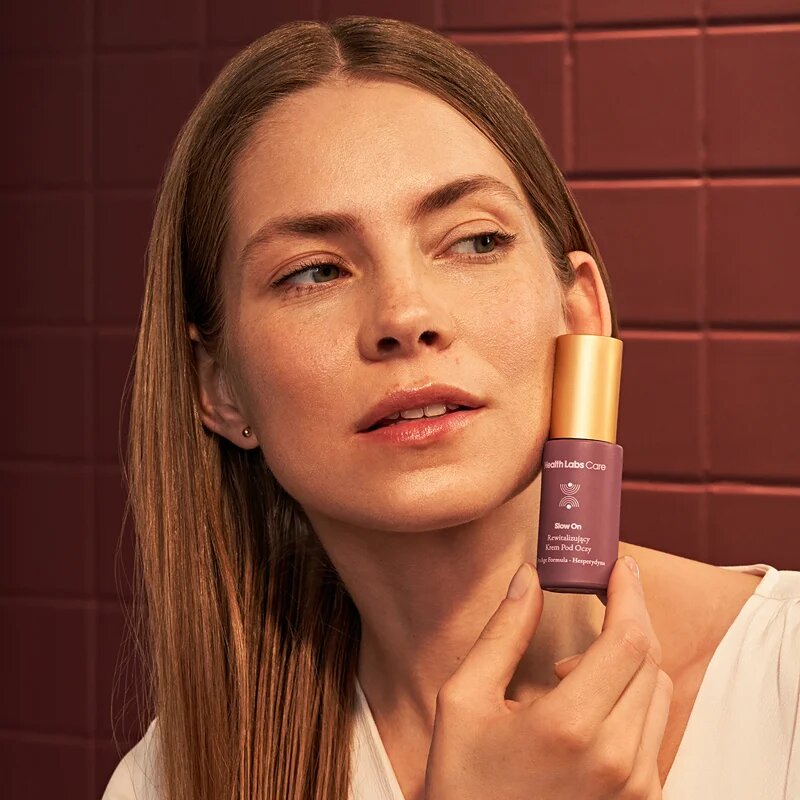 Health Labs Care Slow On revitalizáló krém szemre és szemhéjra 15 ml