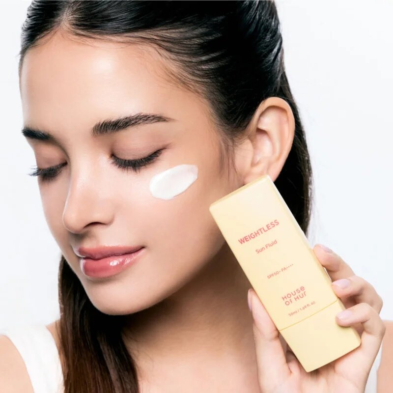 House of Hur Weightless Sun Fluid gyengéd védő folyadék SPF 50+ 50 ml