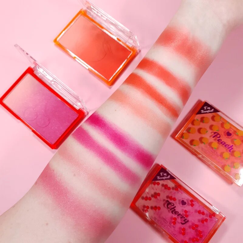I Heart Revolution Ombre duo arcpirosító árnyalat Cherry 15 g