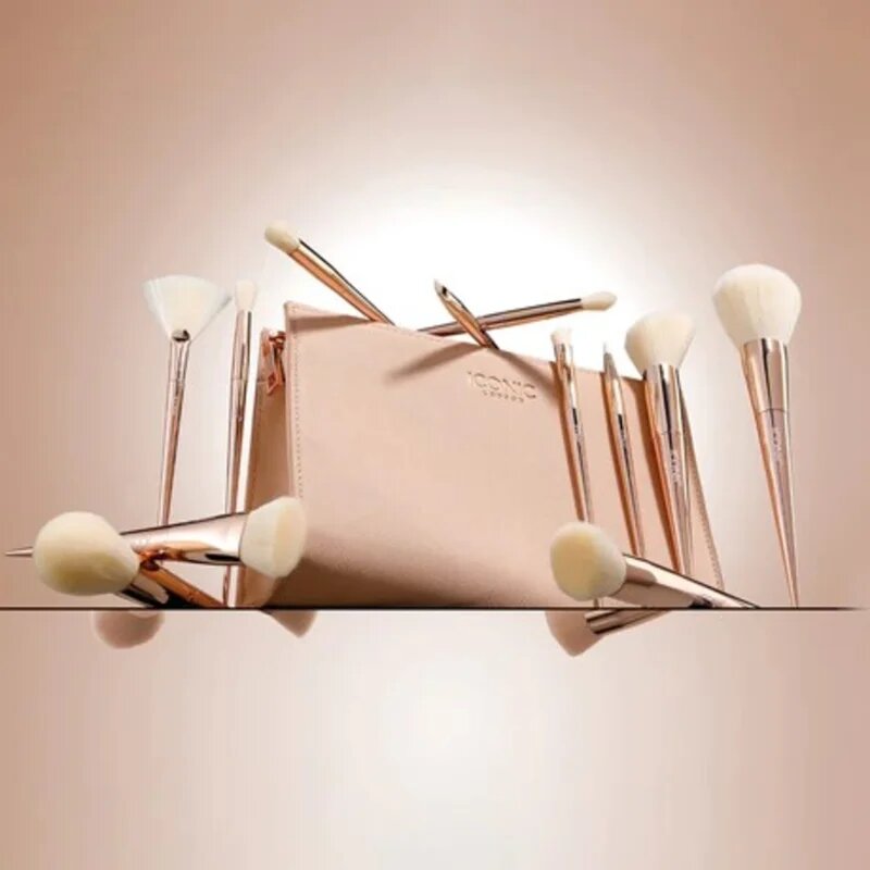 ICONIC London Ultimate Brush Set Ecsetkészlet táskával