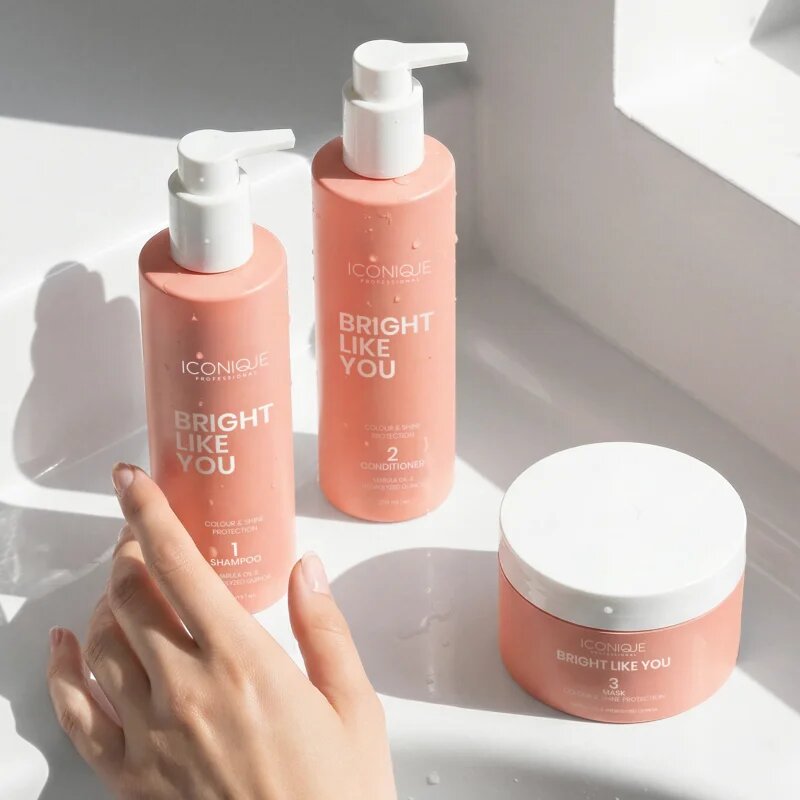 ICONIQUE Professional BRIGHT LIKE YOU Colour & Shine Protection Shampoo megújító sampon festett hajra 250 ml
