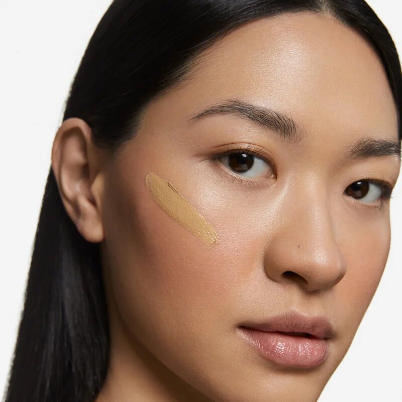 Inglot Skin Focused Care Face Foundation SPF 50 fedő hatású alapozó SPF 50 árnyalat Medium Olive 30 ml