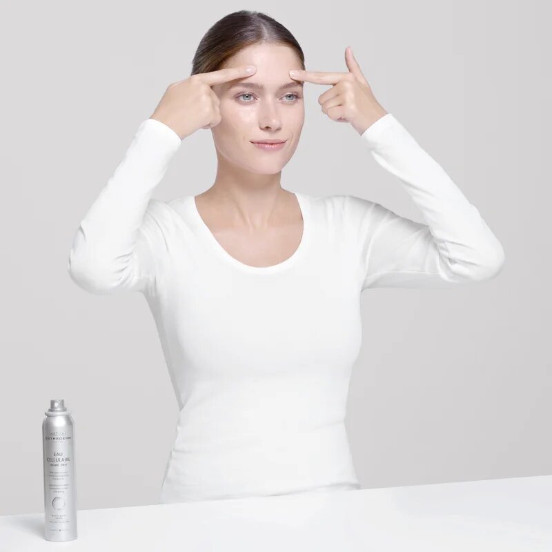 Institut Esthederm Cellular Water Mist energizáló hidratáló arcpermet sejtvízzel 200 ml
