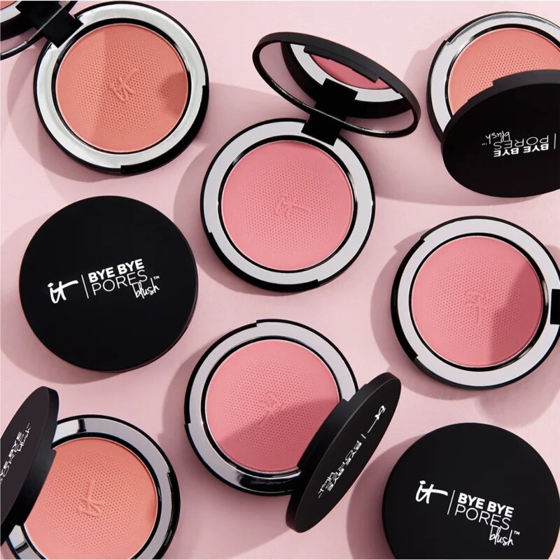 IT Cosmetics Bye Bye Pores Blush arcpirosító árnyalat Je Ne Sais Quoi 5.44 g