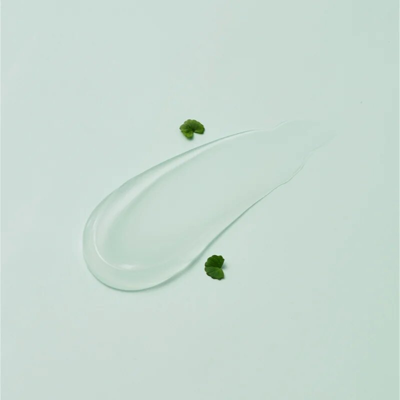 iUnik Centella Calming Gel Cream gyengéd géles krém az arcbőr megnyugtatására 60 ml
