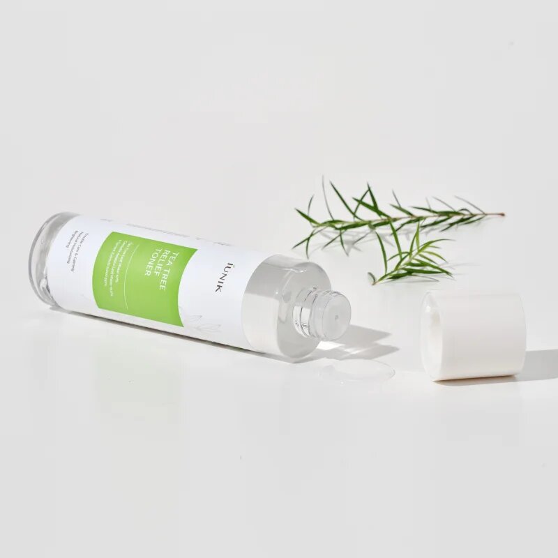 iUnik Tea Tree nyugtató tonikum az aknéra hajlamos érzékeny bőrre 200 ml