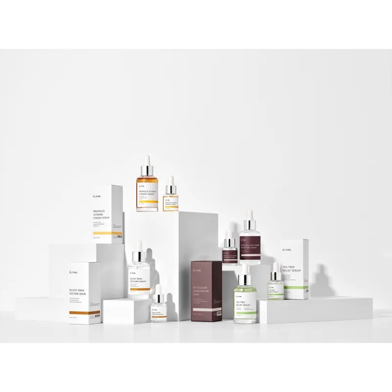 iUnik Tea Tree Relief Serum nyugtató arcszérum az aknéra hajlamos érzékeny bőrre 50 ml