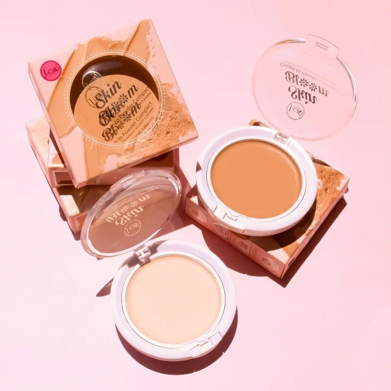 J.Cat Beauty Skin Bloom kompakt krémalapozó a teljes fedésre árnyalat 103 Warm Bisque 7.5 g