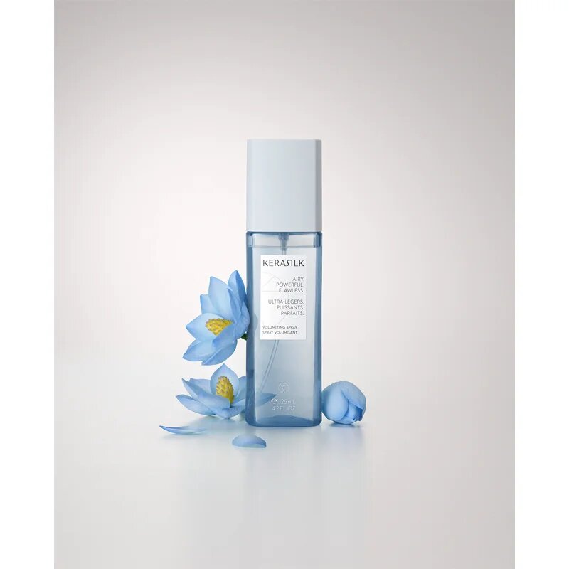 KERASILK Specialists Volumizing Spray spray a dús hajért finom és lesimuló hajra 50 ml