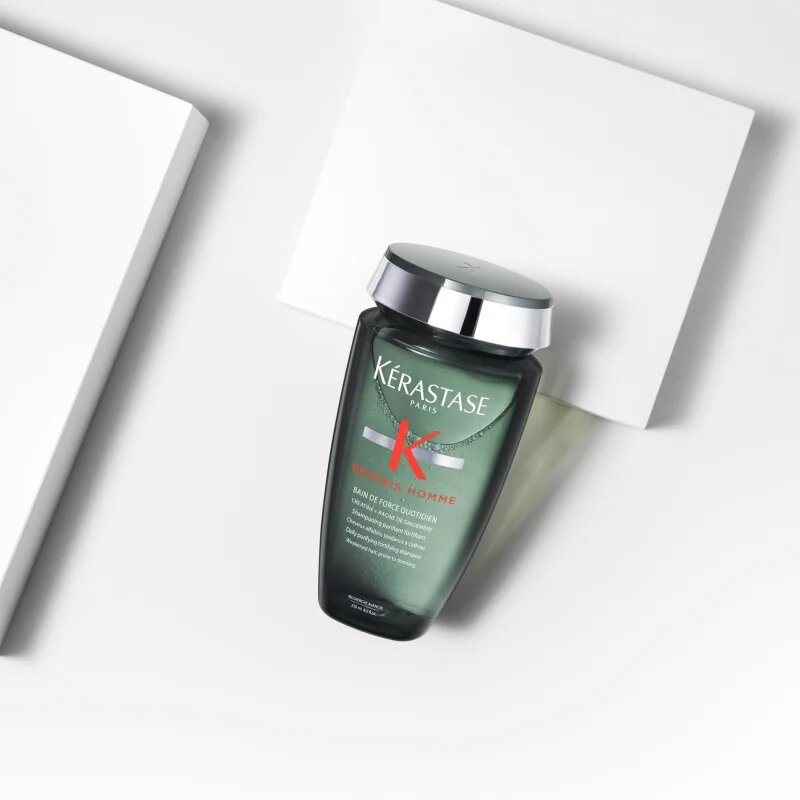 Kérastase Genesis Homme Bain de Force Quotiden tisztító és tápláló sampon kihullásra hajlamos legyengült hajra uraknak 250 ml