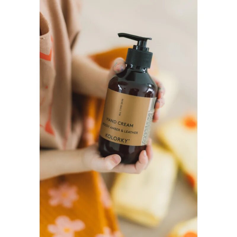 Kolorky Hand Cream kézkrém Woody Amber & Leather 270 ml