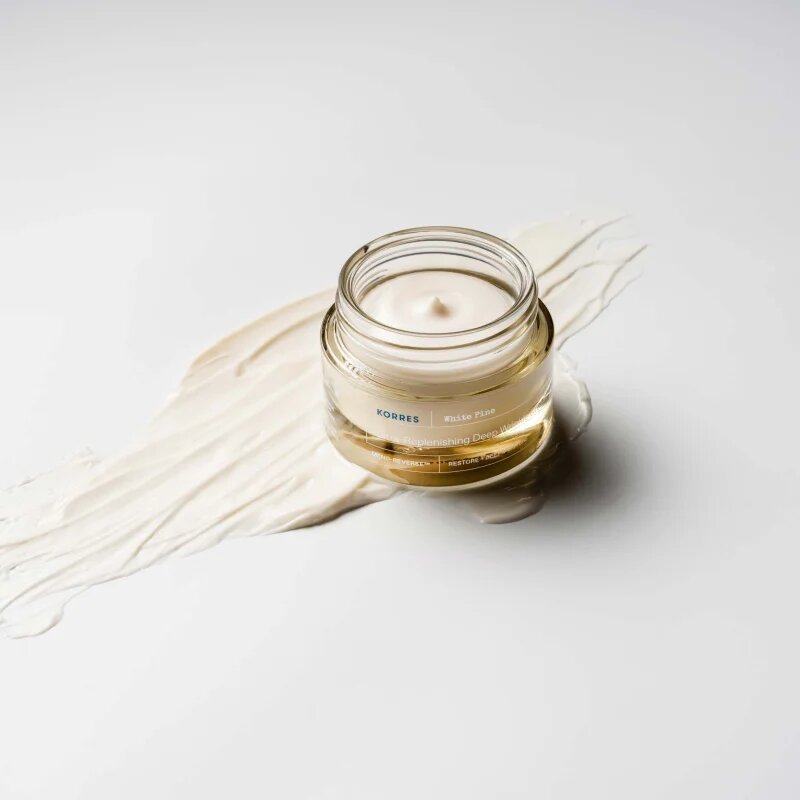 Korres White Pine Meno-Reverse™ nappali hidratáló krém a bőröregedés ellen 40 ml