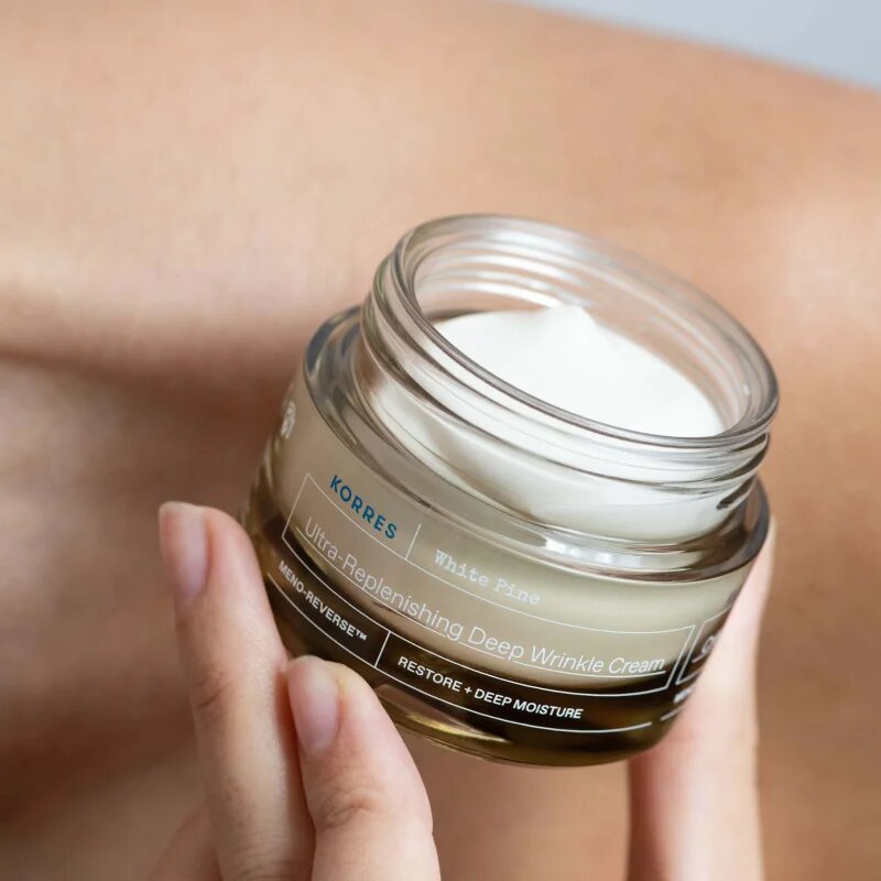 Korres White Pine Meno-Reverse™ nappali hidratáló krém a bőröregedés ellen 40 ml