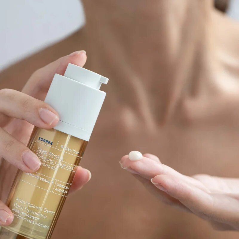 Korres White Pine Meno-Reverse™ ráncellenes szérum a tökéletes bőrért 30 ml