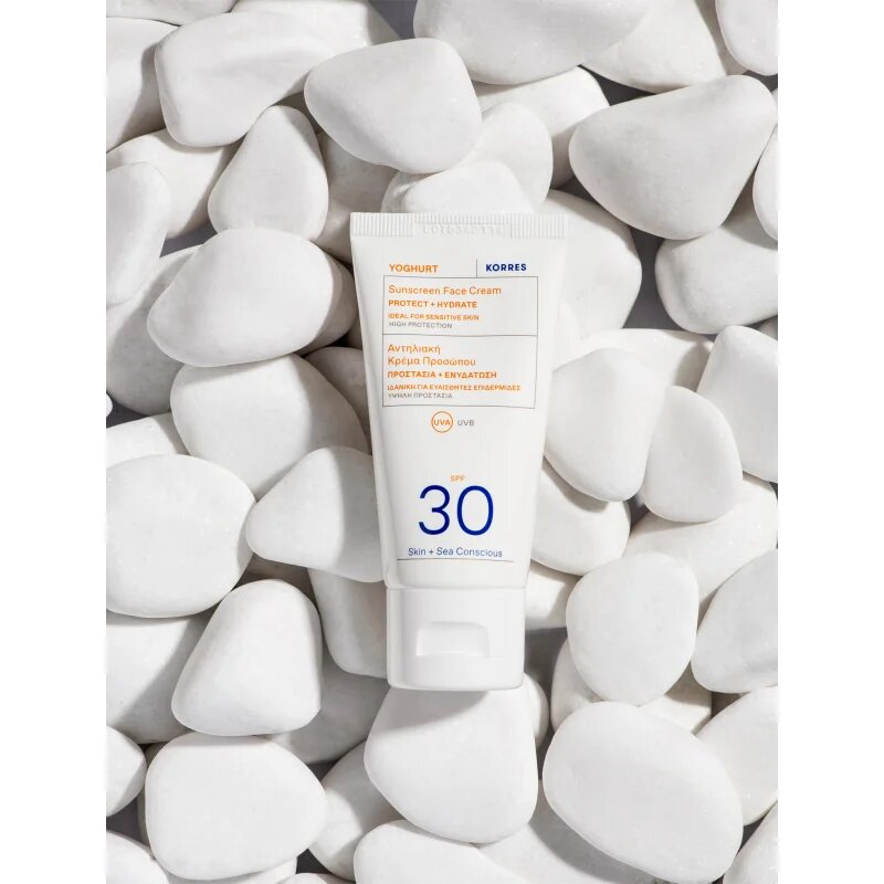 Korres Yoghurt Sunscreen napozókrém arcra magas UV védelemmel SPF 30 50 ml